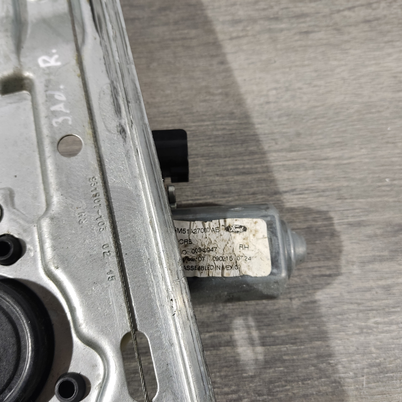 Склопідіймач із мотором задній правий Ford Focus mk3 11-18 2 піна CM5Z-5827000-A - Зображення 2