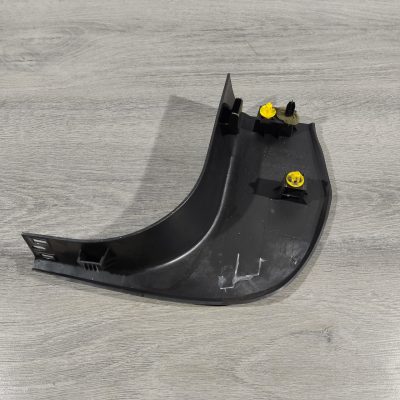 Накладка передньої стійки нижня права Ford Focus mk3 11-18 чорна CV6Z-5402344-AB