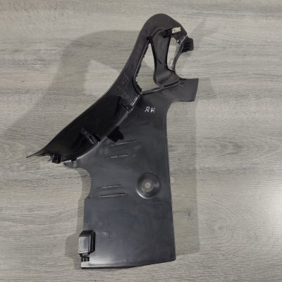 Накладка прорізу багажника Ford Focus mk3 11-18 4d правий CV6Z-54312A14-AA