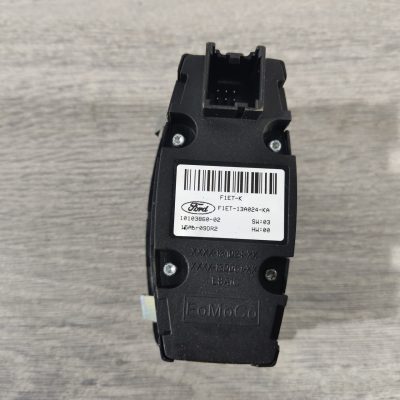 Управління фарами Ford Focus mk3 11-18 без птф з кнопкою багажника F1ET-13A024-KA