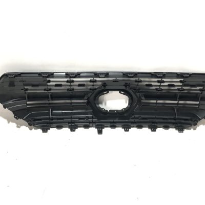 531110R120 Решітка радіатора (комплектація adventure) TOYOTA RAV-4 (2019), (53111-0R120)