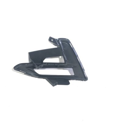622566LB0B Накладка протитуманки права NISSAN SENTRA (2020-21), (62256-6LB0B)