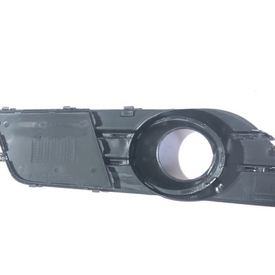 4G0807682E9B9 Накладка протитуманки права AUDI А6 (2013-15), (4G0-807-682-E-9B9)