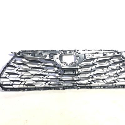 531010E330 Решітка радіатора ХРОМ з камерою TOYOTA HIGHLANDER (2020), (53101-0E330)