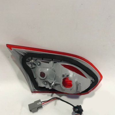 F1EZ13404A Ліхтар внутрішній правий FORD FOCUS (2015-18), (F1EZ-13404-A)