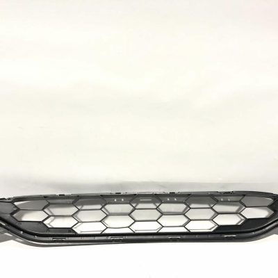 71103T7JH00 Решетка бампера HONDA HR-V (2016-18), (71103-T7J-H00)