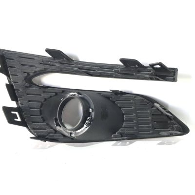 84095933 Накладка протитуманки права CHEVROLET CRUZE (2016-19), (84095933)