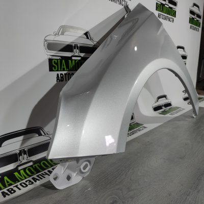 Крило переднє ліве Ford Focus mk3 11-18 usa срібло UX прим’яте, BM5Z-16006-B