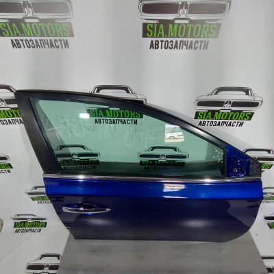 Двері голі передні праві Nissan Sentra 13-19 синя (RAY) H0100-4AFMB