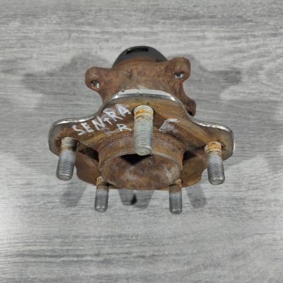 Ступиця задня права Nissan Sentra 13-19 43202-4AF0A