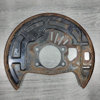 Кожух гальмівного диска передній правий (Ржавій) Nissan Sentra 13-19 1.8 41150-3RJ0B