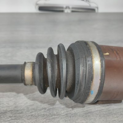 Привод напівось передня ліва Nissan Sentra 13-19 1.8 CVT 39101-3RC0A