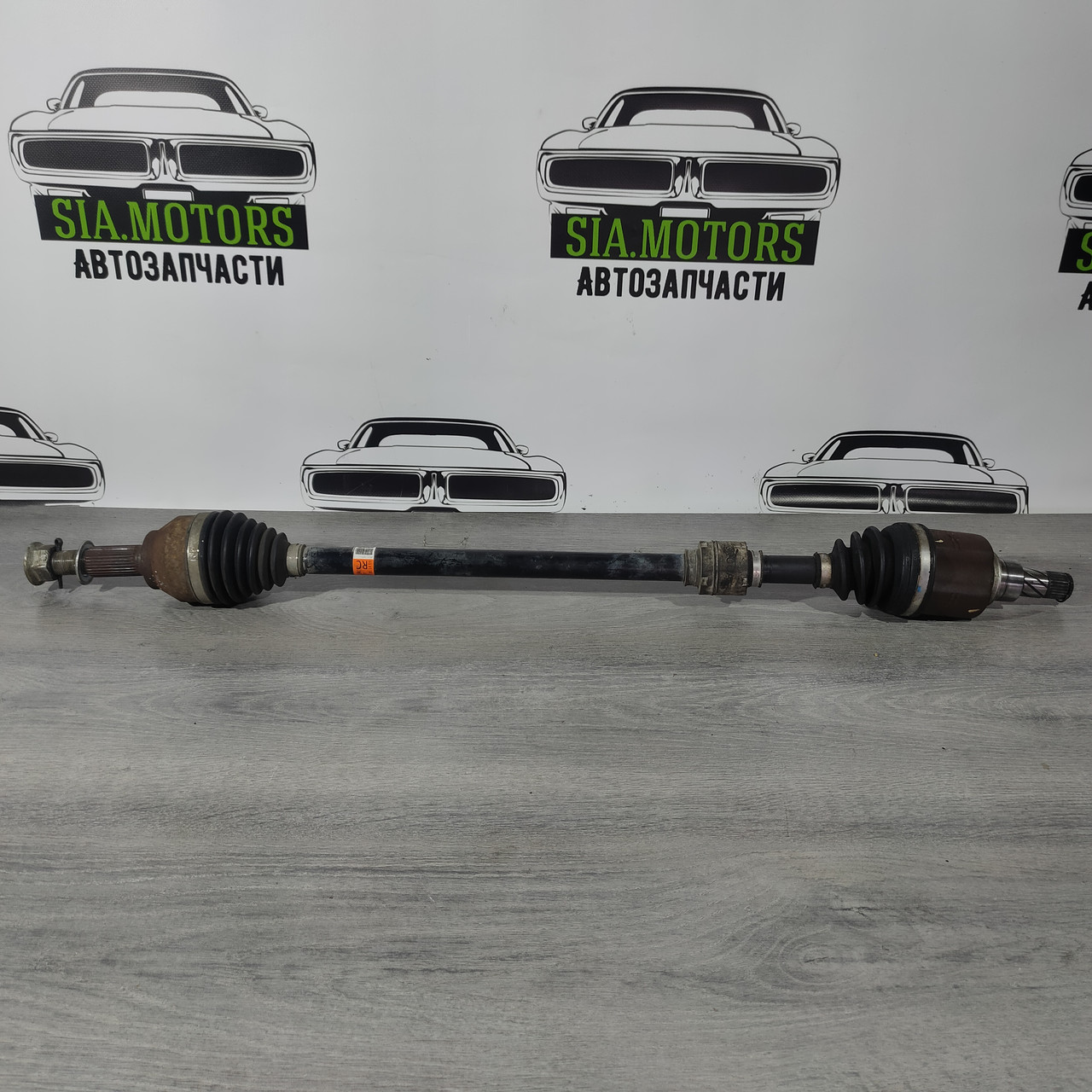 Привод напівось передня ліва Nissan Sentra 13-19 1.8 CVT 39101-3RC0A