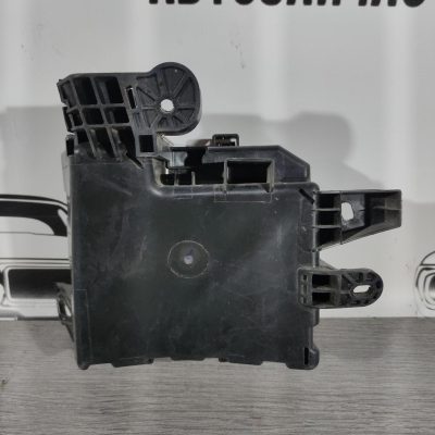 Блок запобіжників підкапотний Nissan Sentra 13-19 284B7-3RA1A
