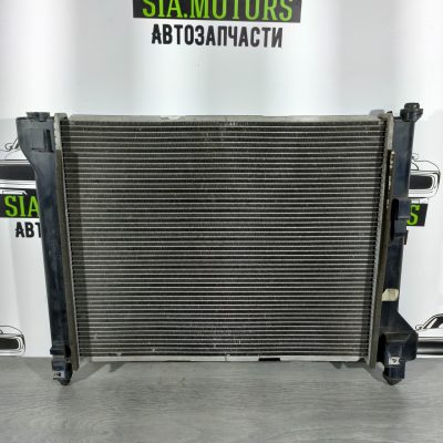 Радіатор охолодження вода Nissan Sentra 13-19 1.8 АКПП 21410-3SH0A