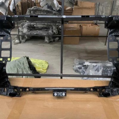 Панель радіатора AUDI Q7 (телевізор) 2017-19 4M0-805-594-B