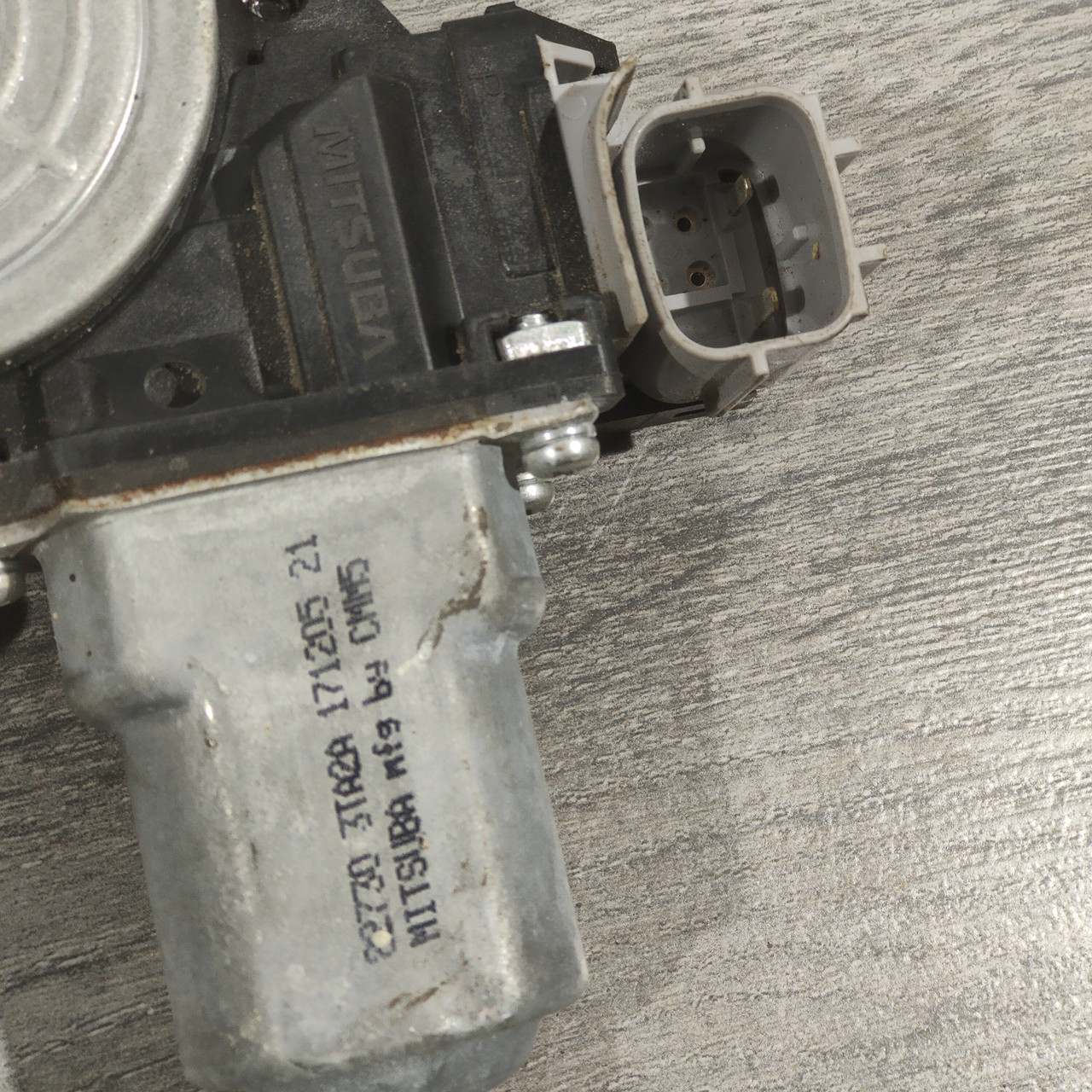 Склопідіймач із мотором задній правий Nissan Sentra 13-19 82720-3SG0A - Зображення 3