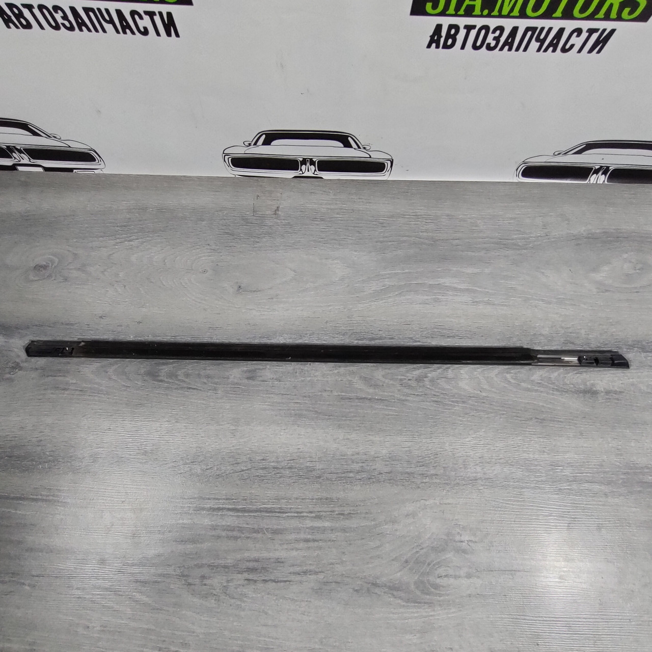 Молдинг двері-скло центральний задній Nissan Sentra 13-19 хром 82820-3SG0A - Зображення 2