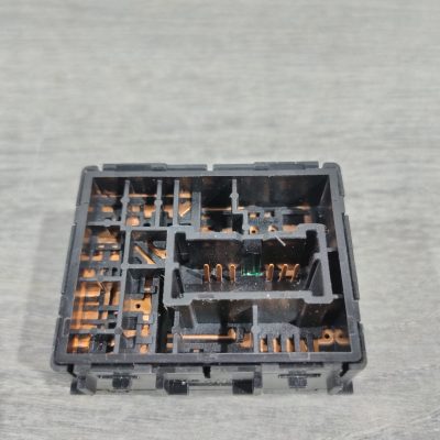 Керування дзеркалами Nissan Sentra 13-19 25570-3RA1A