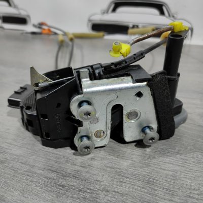Замок дверей передній лівий Nissan Sentra 13-19 80501-9AN0A