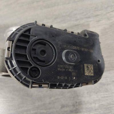 Дросельна заслінка Ford Focus mk3 15-18 рест 2.0 DS7E-9F991-BB