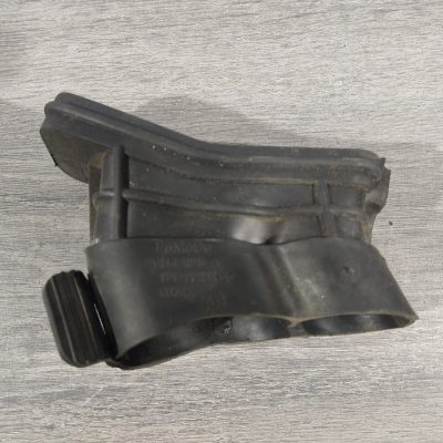 Патрубок проти повітроприймача Ford Focus mk3 11-18 2.0 CP9Z-9C675-C