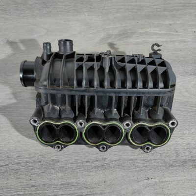Колектор впускний Ford Focus mk3 15-18 1.0T CM5Z-6600-B