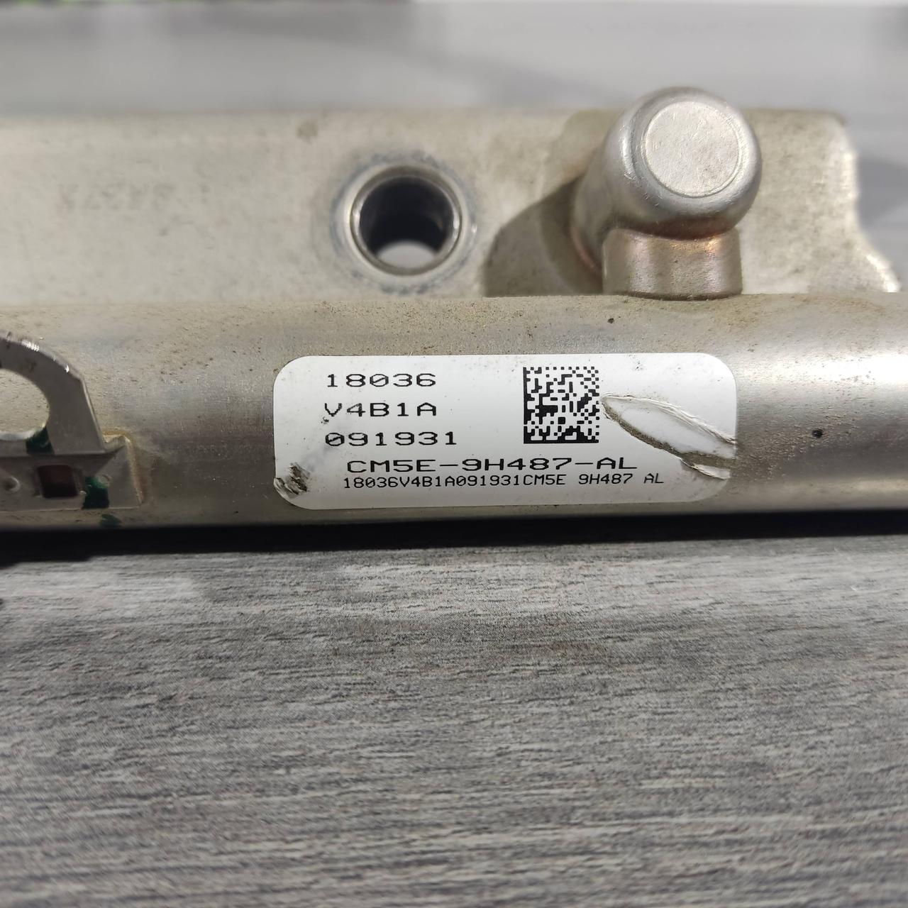 Паливна рейка Ford Focus mk3 11-18 2.0 CP9Z-9D280-B - Зображення 4