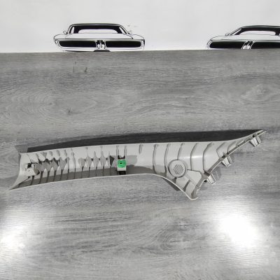 Накладка передньої стійки верхня права Nissan Sentra 13-19, беж 76911-9AN1A