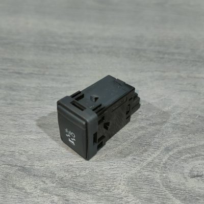 Кнопка вимкнення стабілізації Nissan Sentra 13-19, 25145-3TA0B