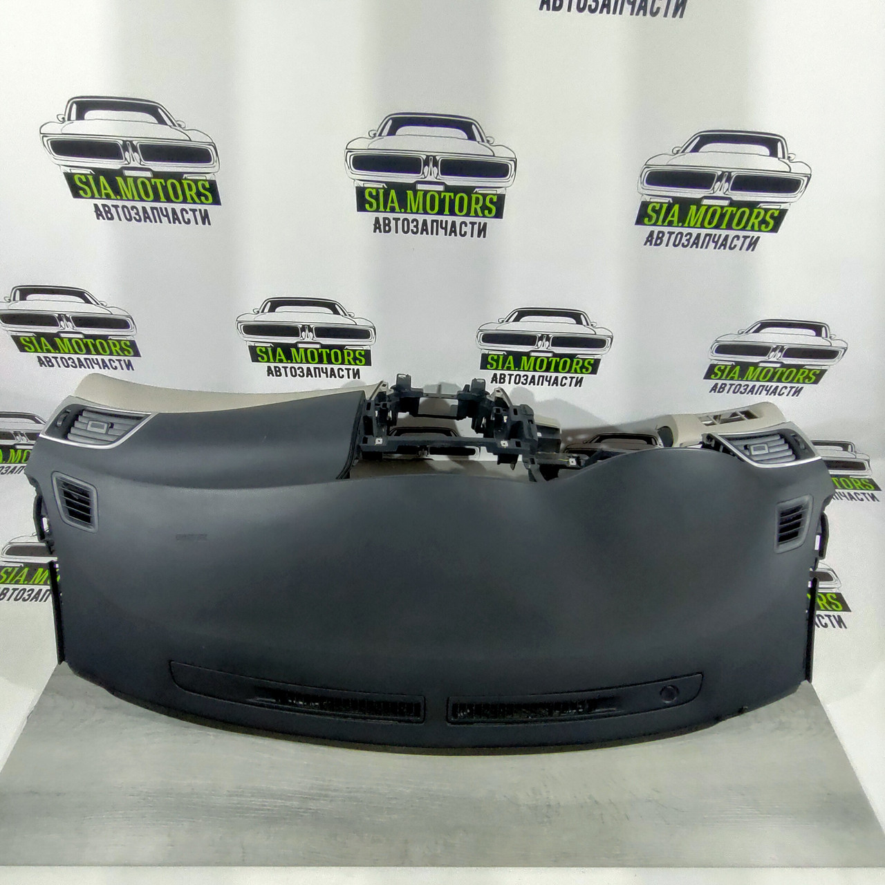Торпедо передня панель без AIRBAG Nissan Sentra 13-19 беж — чорн 68200-3SG0A - Зображення 2