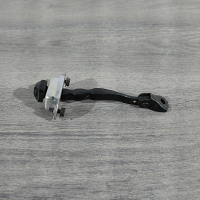 Обмежувач дверей передньої лівої Nissan Altima 13-15 80430-3TA0A