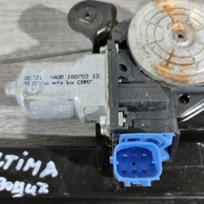 Склопідіймач з мотором передній лівий Nissan Altima 13-18 80721-3TA2A