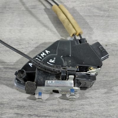 Замок двери передней правой Nissan Altima 13-18 80500-3TA0B