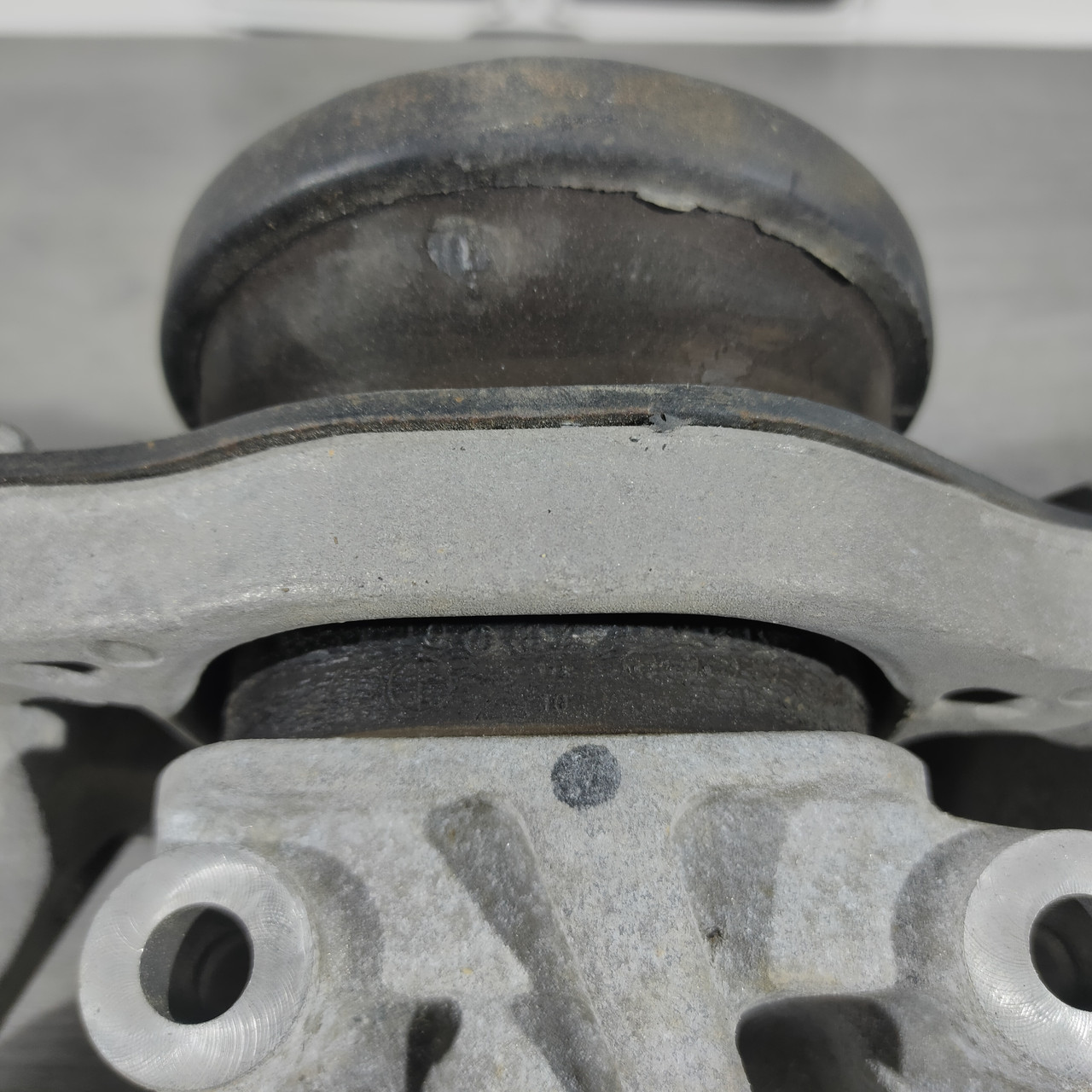 Подушка двигуна ліва в зборі Nissan Altima 13-18 2.5 11220-3TA0A - Зображення 5