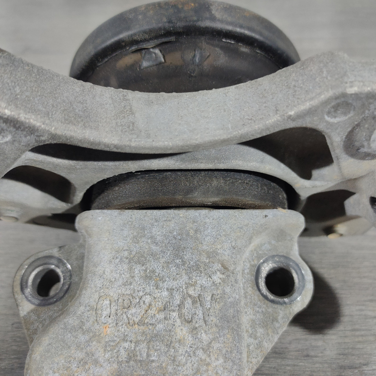 Подушка двигуна ліва в зборі Nissan Altima 13-18 2.5 11220-3TA0A - Зображення 3