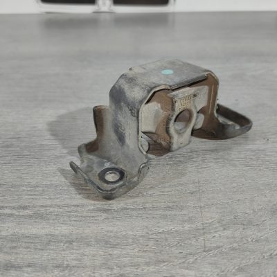 Кронштейн випускної траси середньої частини Nissan Altima 13-18 2.5 20621-3TA0B