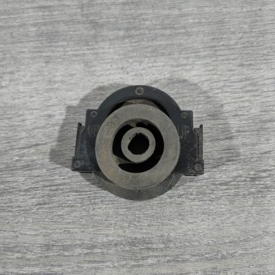 Кронштейн радіатора верхній лівий Nissan Altima 13-18 у зборі 21542-CA000