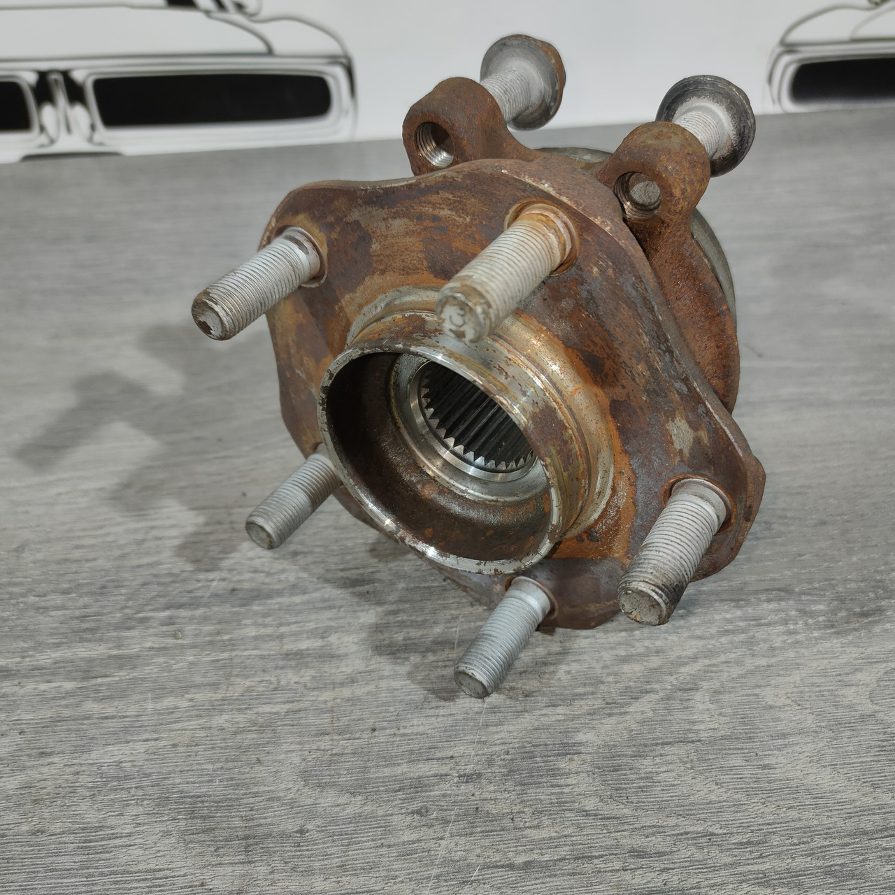 Ступиця передня права Nissan Altima 13-18 40202-3JA1A