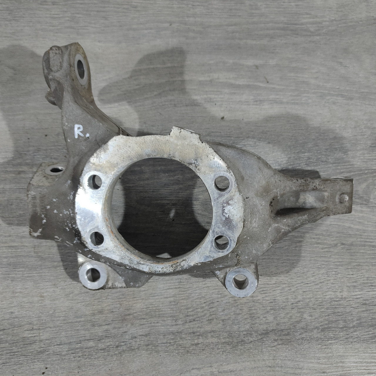 Цапфа передня права Nissan Altima 13-18 40014-JA00A