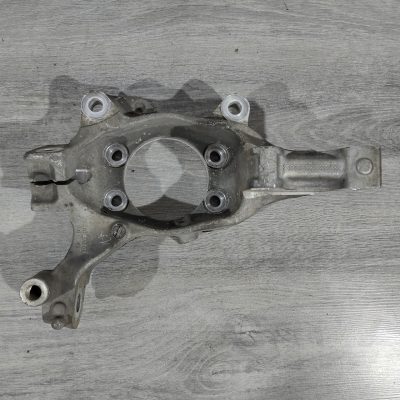Цапфа передня права Nissan Altima 13-18 40014-JA00A
