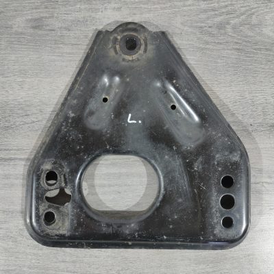 Лопух переднього підрамника лівий Nissan Altima 13-18 54341-JA000
