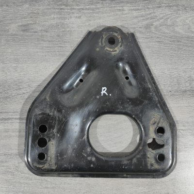 Лопух переднього підрамника правий Nissan Altima 13-18 54340-JA000