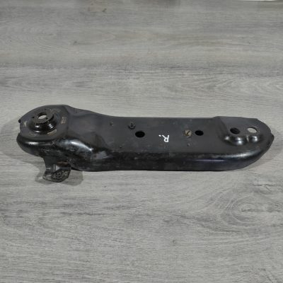 Лопух заднього підрамника передній правий Nissan Altima 13-18 55451-3TA0A