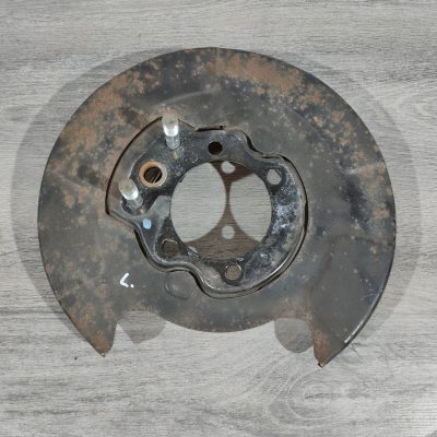 Кожух гальмівного диска задній лівий (в зборі) Nissan Altima 13-18 44030-3TA6A