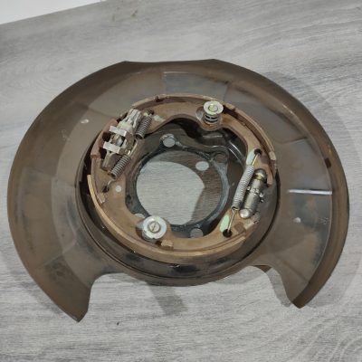 Кожух гальмівного диска задній правий Nissan Altima 13-18 44020-3TA6A