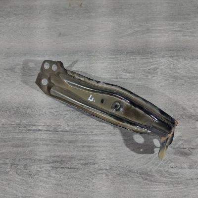 Кронштейн крила передній лівий Nissan Altima 13-18 F3181-3TAMA