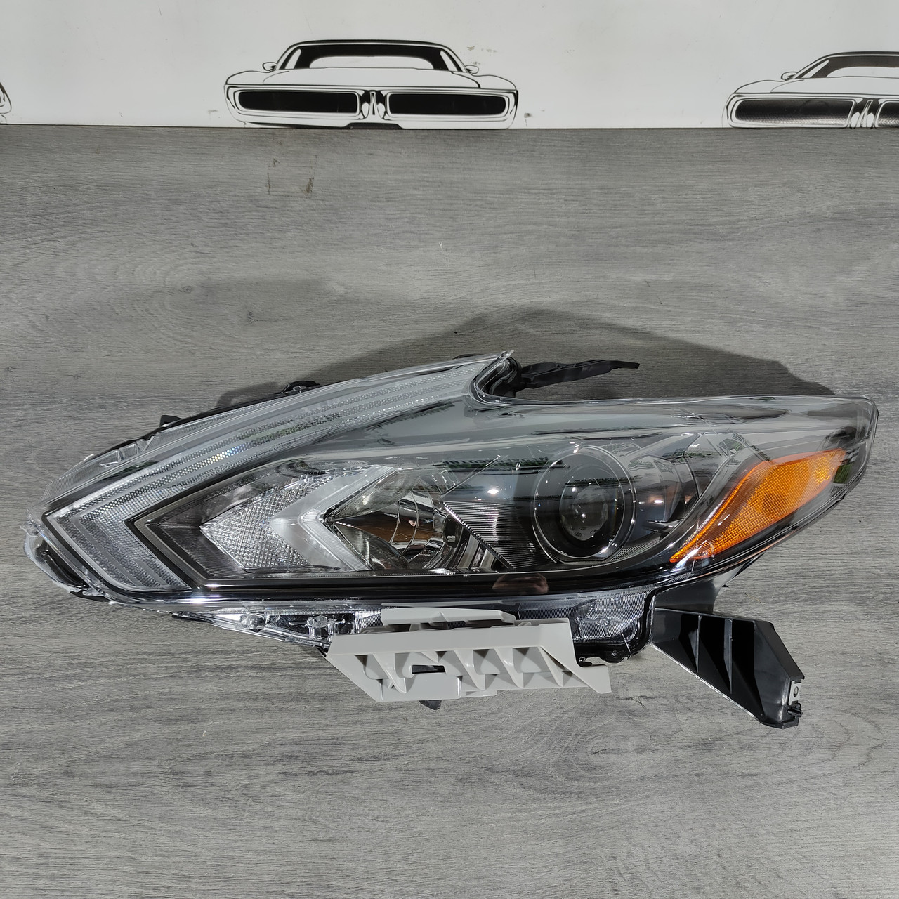 Фара передня ліва Nissan Altima 16-18 рест галоген, нова, аналог 260609HS0A