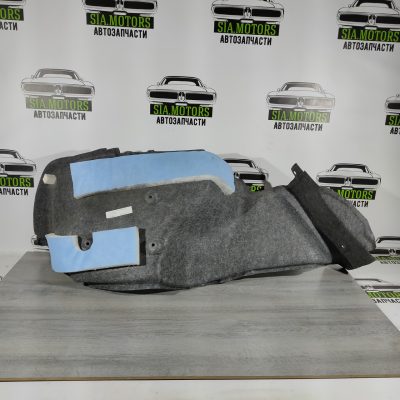 Обшивка арки права Nissan Altima 13-18 чорн 84940-3TA4A