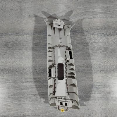 Накладка центральної стійки верхня ремінь права Nissan Altima 13-18 беж 76913-3TA0A